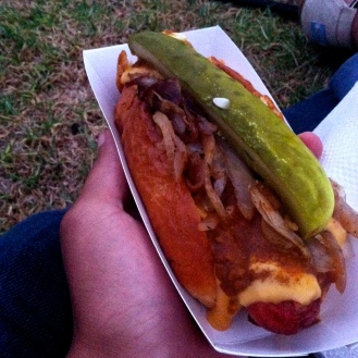 food truck hot dog.